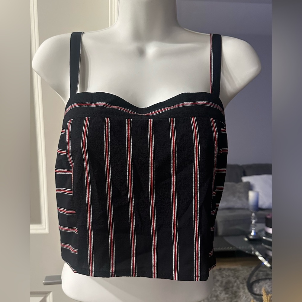 Navy blue Medium crop top worn once great condition